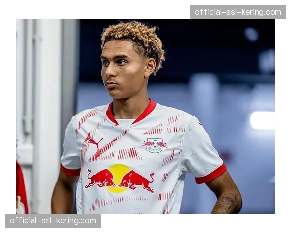 法兰克福1-3不敌RB莱比锡，努萨传射建功